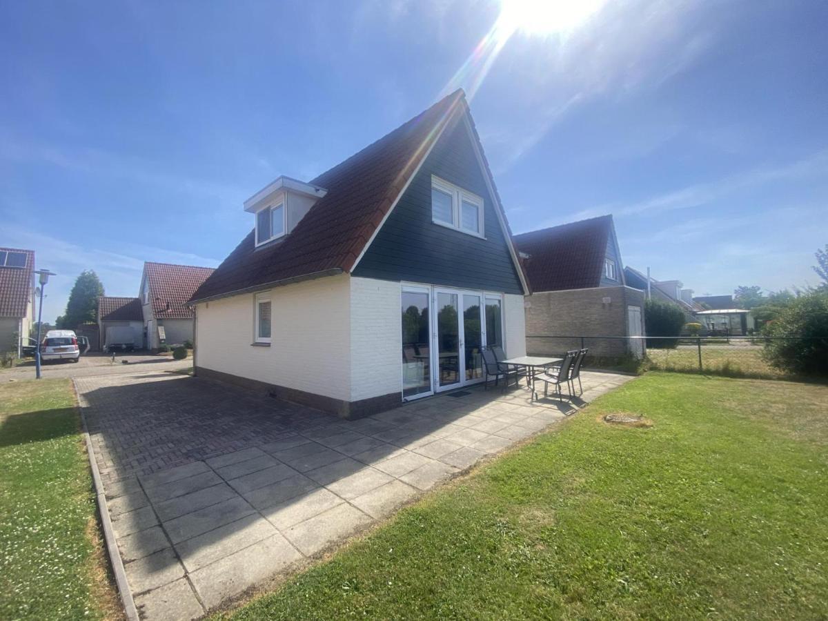 Catharina Villa Stevensweert Exterior photo